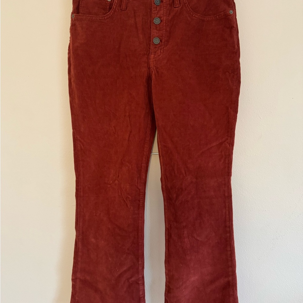 Madewell. Demi Cali Bootcut. Size 30. Rust corduroy jeans